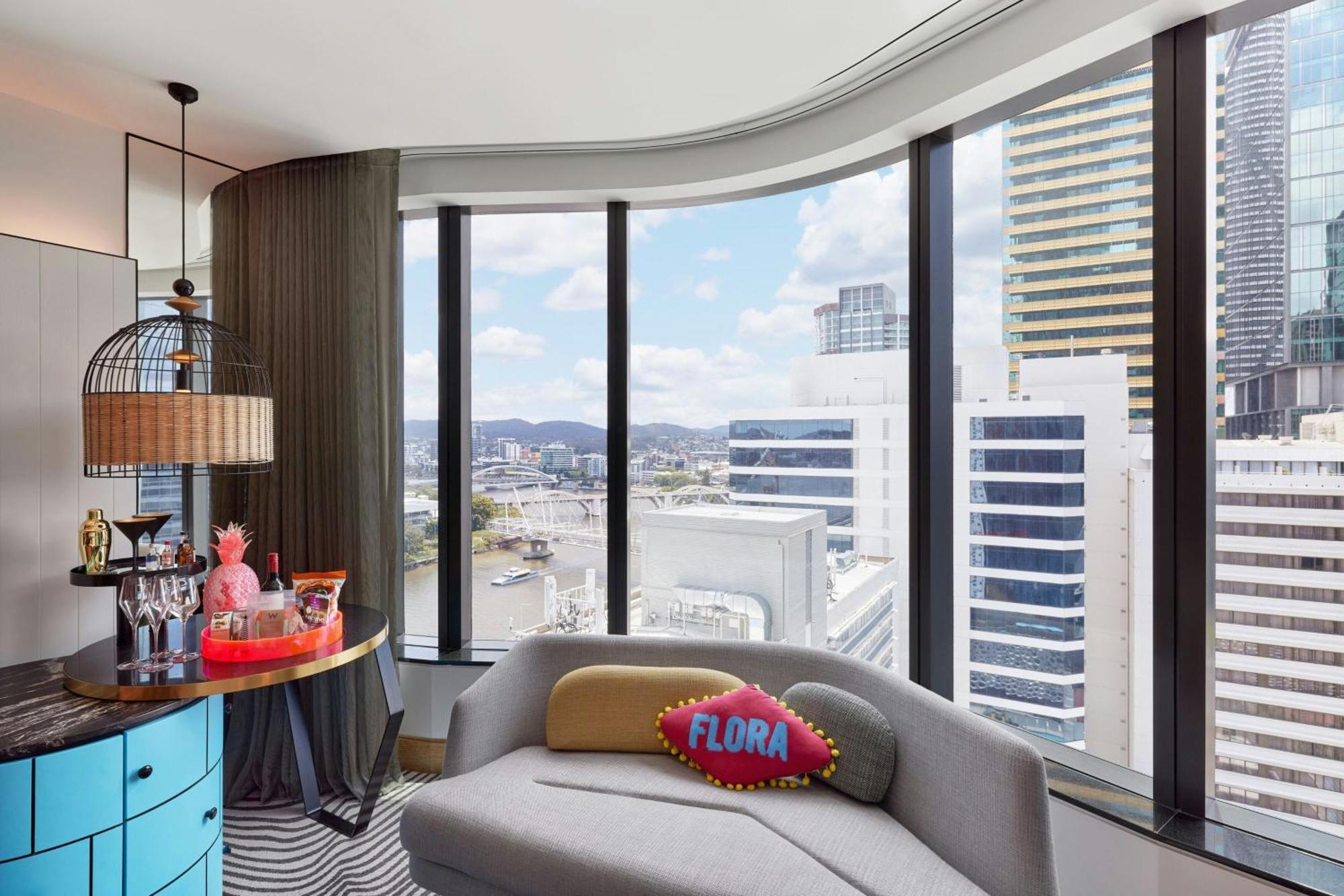 Hotel W Brisbane Exterior foto A view of the living room in a typical apartment at Flora